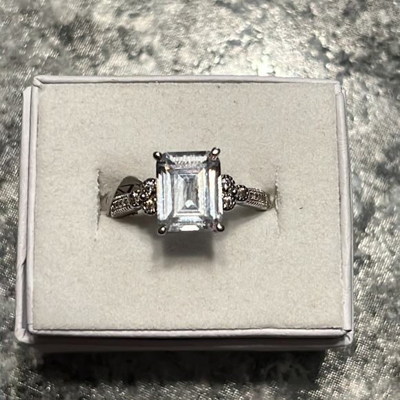 RBP3375 April Birthstone- Diamond Cubic Zirconia Rhodium Plated size 8 - Picture 2 of 4